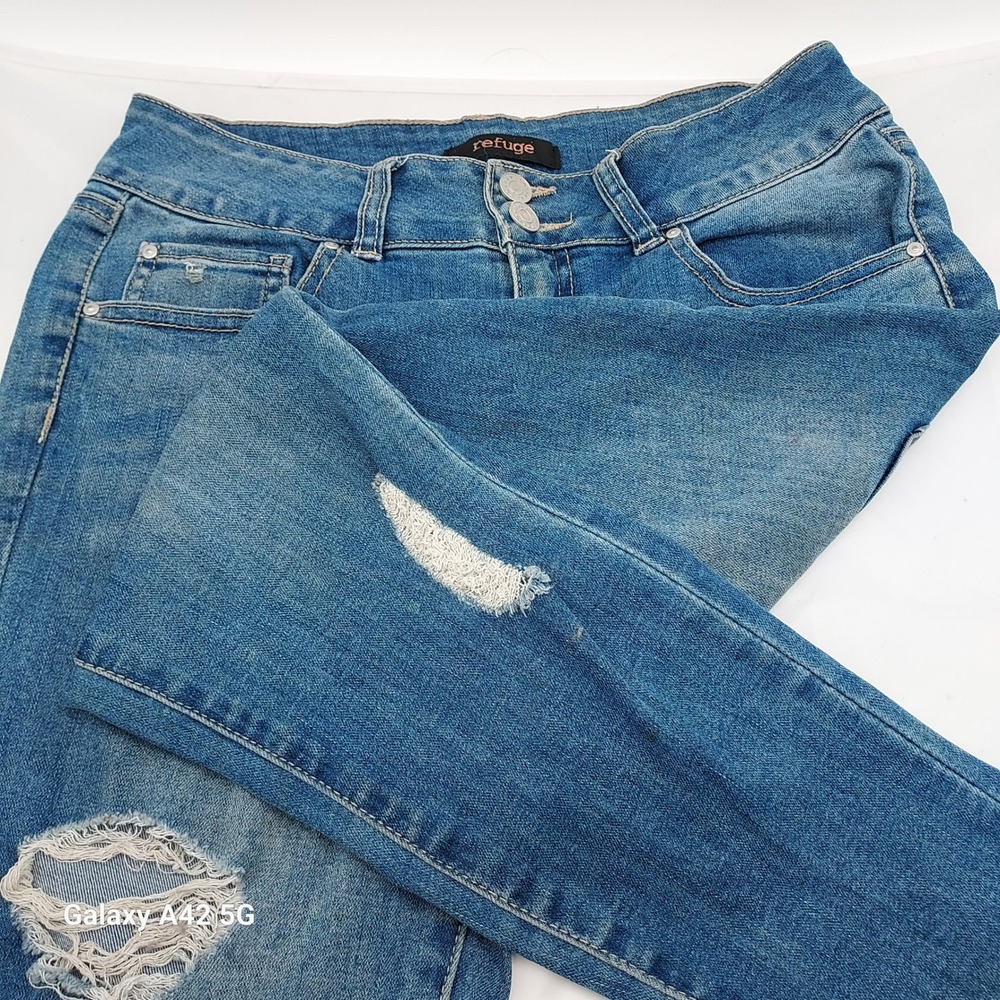 Refuge Distressed Medium Wash Raw Hem Cropped Jeans Size 4 Double Button Waist